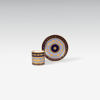 Tasse mit Untertasse