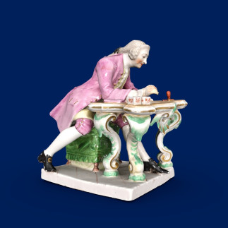 Monsieur am Schreibtisch