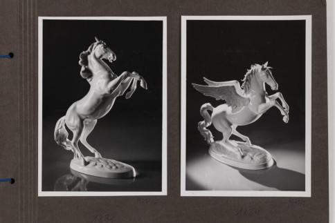 Historische Werbefotografie: Steigender Hengst und Pegasus